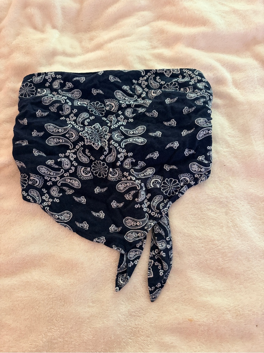 Hollister bandana style tube top 🤍💙